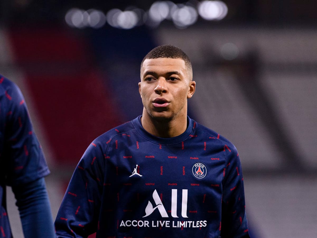 Transfer News: Kylian Mbappe’s Paris Saint Germain future still up in the air amid conflicting reports of a new deal￼