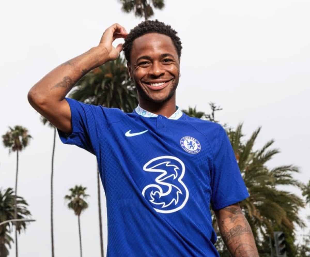 OFFICIAL: Raheem Sterling joins Chelsea for £47.5M from Manchester City 