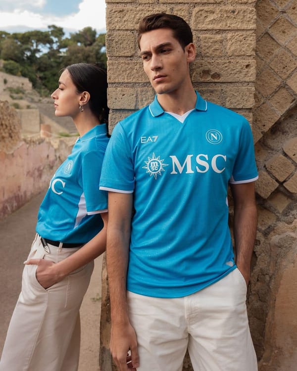 Models in Napoli Home jersey