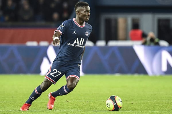 Idrissa Gueye on the ball for PSG