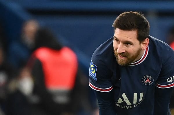 Lionel Messi unhappy at French media criticism but happy to continue at PSG