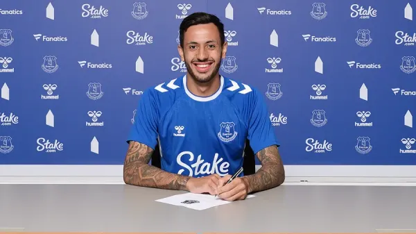 Official: Everton sign Dwight McNeil from Burnley for £20M on a 5-year contract